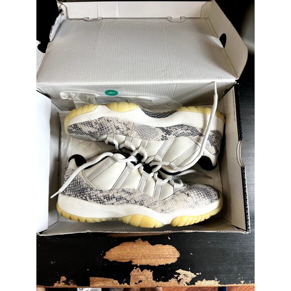 Jordan 11 Retro Low Snake Light Bone OG Size 9 Men\'s main image 8